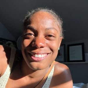 Meet your Posher, Jasmine